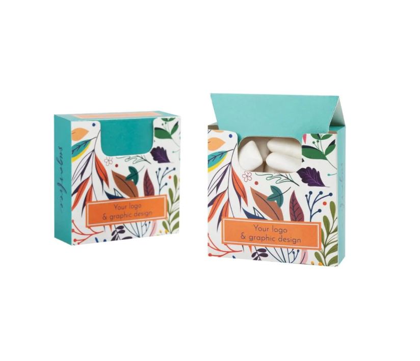 Kartongkarbis pastillid või närimiskummid QUATTRO