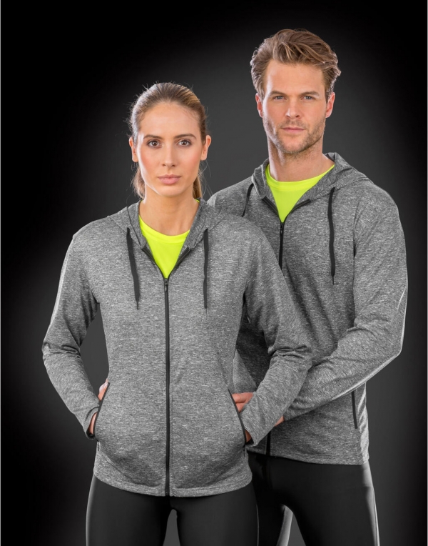 Kapuutsiga spordijakk